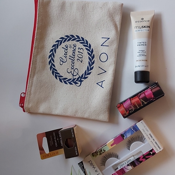 5 Piece Makeup Bundle - Picture 1 of 5